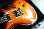 PRS Custom 24 Quilt 10 Original of year 2011 with her papers and hardcase, 3, 4 KG