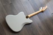FENDER Limited Made in Japan Traditional 2025 Collection, 60s Jazzmaster®, Rosewood Fingerboard, White Pearl, GIGBAG, 3, 41 KG FENDER Limited Made in Japan Traditional 2025 Collection, 60s Jazzmaster®, Rosewood Fingerboard, White Pearl, GIGBAG, 3, 41 KG