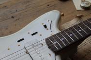 FENDER Limited Made in Japan Traditional 2025 Collection, 60s Jazzmaster®, Rosewood Fingerboard, White Pearl, GIGBAG, 3, 41 KG FENDER Limited Made in Japan Traditional 2025 Collection, 60s Jazzmaster®, Rosewood Fingerboard, White Pearl, GIGBAG, 3, 41 KG