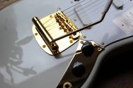 FENDER Limited Made in Japan Traditional 2025 Collection, 60s Mustang®, Rosewood Fingerboard, White Pearl, GIGBAG, 3, 30 KG