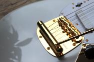 FENDER Limited Made in Japan Traditional 2025 Collection, 60s Mustang®, Rosewood Fingerboard, White Pearl, GIGBAG, 3, 30 KG
