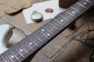 FENDER Limited Made in Japan Traditional 2025 Collection, 60s Mustang®, Rosewood Fingerboard, White Pearl, GIGBAG, 3, 30 KG