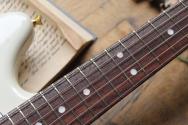 FENDER Limited Made in Japan Traditional 2025 Collection, 60s Mustang®, Rosewood Fingerboard, White Pearl, GIGBAG, 3, 30 KG