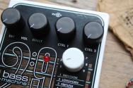 EHX "Bass9 Machine"