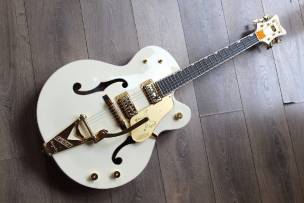 GRETSCH G6136T-59 Vintage Select '59 Falcon with Bigsby Vintage White, HARDCASE