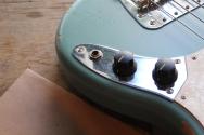 FENDER "JMJ Road Worn Mustang Bass Faded Daphne Blue, Rosewood" 3, 46 KG