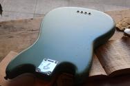 FENDER "JMJ Road Worn Mustang Bass Faded Daphne Blue, Rosewood" 3, 46 KG
