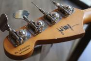 FENDER "JMJ Road Worn Mustang Bass Faded Daphne Blue, Rosewood" 3, 46 KG