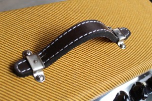 Fender "Blues Junior Limited Lacquered Tweed"
