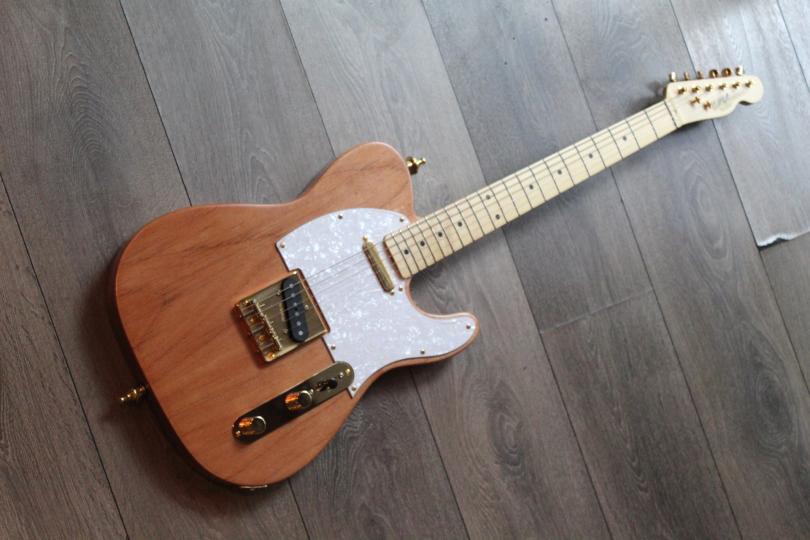 CIMA GUITARS TL Nitro Red A/A