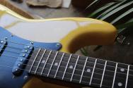 CIMA GUITARS ST Nitro Glitter Yellow A/PS, 4, 24 KG