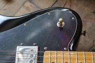 FENDER "American Vintage II 1977 Telecaster Custom Black" HARDCASE,3, 58 KG