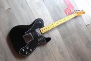 FENDER "American Vintage II 1977 Telecaster Custom Black" HARDCASE,3, 58 KG