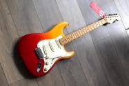 FENDER Player Plus Stratocaster®, Maple Fingerboard, Tequila Sunrise, GIGBAG, 3, 90 KG