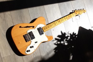 SQUIER "Classic Vibe '70s Telecaster Thinline Natural" by FENDER, 2, 96 KG