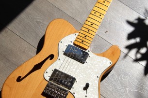 SQUIER "Classic Vibe '70s Telecaster Thinline Natural" by FENDER, 2, 96 KG