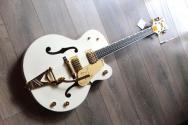 GRETSCH G6136T-59 Vintage Select '59 Falcon with Bigsby, Vintage White, HARDCASE, PAPERS