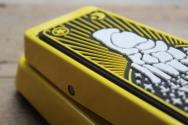 DUNLOP LIMITED KIRK HAMMETT CRY BABY WAH YELLOW SPARKLE EDITION