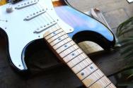 FENDER "NOS Custom Shop 1955 Stratocaster" HARDCASE, PAPERS, 3, 59 KG