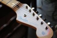 FENDER "NOS Custom Shop 1955 Stratocaster" HARDCASE, PAPERS, 3, 59 KG