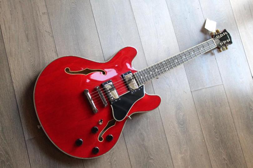 EASTMAN "T386 Red True Tone Gloss" HARDCASE, 3, 56 KG