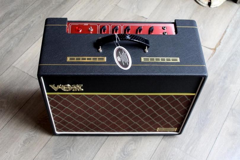 VOX AC10HWR1 Hand-Wired 10-Watt 1x12" Guitar Combo 2025