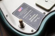 FENDER American Vintage II 1966 Jazzmaster in Sherwood Metallic, Bound Round-Laminated Rosewood HARDCASE, 3, 80 KG
