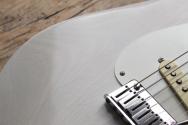 NEW MODEL!!!FENDER "American Ultra Luxe Vintage '50s Stratocaster, Maple Fingerboard, White Blonde" HARDCASE, 3, 72 KG