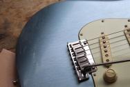 NEW MODEL!!! FENDER "American Ultra Luxe Vintage '60s Stratocaster, Rosewood Fingerboard, Ice Blue Metallic" HARDCASE, 3, 60 KG
