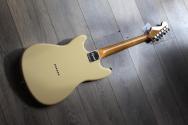 SQUIER Classic Vibe Duo-Sonic HS, Desert Sand, 3. 13 KG