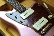 FENDER "Custom Shop 62 Jazzmaster Journeyman Burgundy Mist Metallic" HARDCASE,3, 67 KG