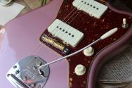 FENDER "Custom Shop 62 Jazzmaster Journeyman Burgundy Mist Metallic" HARDCASE,3, 67 KG
