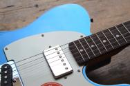 Squier Classic Vibe™ Custom Telecaster® SH with Bigsby, Parchment Pickguard, Lake Placid Blue, 3, 76 KG