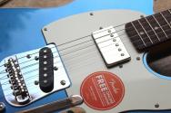 Squier Classic Vibe™ Custom Telecaster® SH with Bigsby, Parchment Pickguard, Lake Placid Blue, 3, 76 KG
