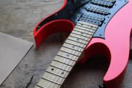 IBANEZ "20th Anniversary RG550MXX Road Flare Red (RF) with her original Ibanez Strap and limited Ibanez Picks" LIMITED HARDCASE