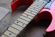 IBANEZ "20th Anniversary RG550MXX Road Flare Red (RF) with her original Ibanez Strap and limited Ibanez Picks" LIMITED HARDCASE