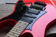 IBANEZ "20th Anniversary RG550MXX Road Flare Red (RF) with her original Ibanez Strap and limited Ibanez Picks" LIMITED HARDCASE