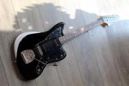 FENDER "Made in Japan Limited Starmaster, Rosewood Fingerboard, Black" GIGBAG