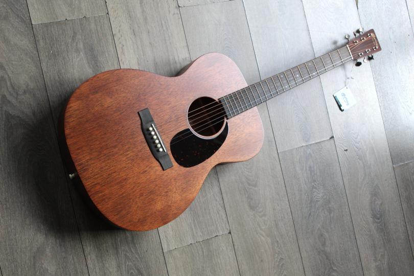 MARTIN "000-17" HARDCASE