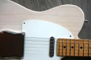 FENDER "Custom Shop Lush Closet Classic Postmodern Tele Maple, Aged White Blonde" HARDCASE