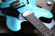VINTAGE "VSA500B with Bigsby, Gun Hill Blue" 3, 95 KG