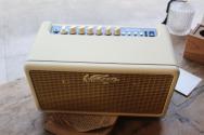 VINTAGE "Retro 25 Head 25W Bluetooth Guitar Amplifier with Drum Machine in Vintage White"