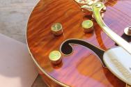 GRETSCH "G6120TGQM-56 Limited Edition Quilt Classic Chet Atkins, Hollow Body with Bigsby, Roundup Orange Stain Lacquer" HARDCASE