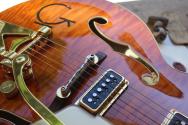 GRETSCH "G6120TGQM-56 Limited Edition Quilt Classic Chet Atkins, Hollow Body with Bigsby, Roundup Orange Stain Lacquer" HARDCASE