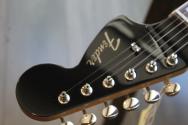 FENDER "Made in Japan Traditional Late '60s Jaguar, Black" GIGBAG