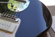 FENDER "Made in Japan Traditional Late '60s Jaguar, Black" GIGBAG