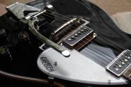 GRETSCH "G6128T-GH George Harrison Signature Duo Jet™ with Bigsby, Rosewood Fingerboard, Black" HARDCASE, PAPERS