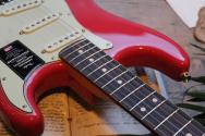 FENDER "NEW MODEL American Professional Classic Stratocaster" GIGBAG, PAPERS