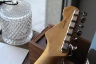 FENDER "Am Pro Cls Strat, LIMITED, Olympic Pearl " GIGBAG, 3, 72 KG