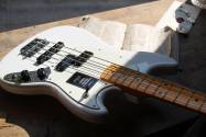 FENDER Mustang Bass PJ Player II, Polar White, 3, 51 KG